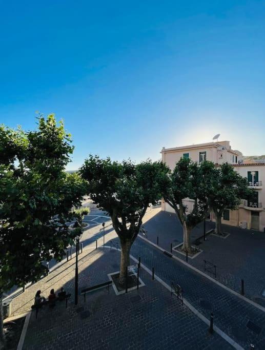 So'Conciergerie -Studio Situe Dans Le Centre Ville Cassis Eksteriør bilde